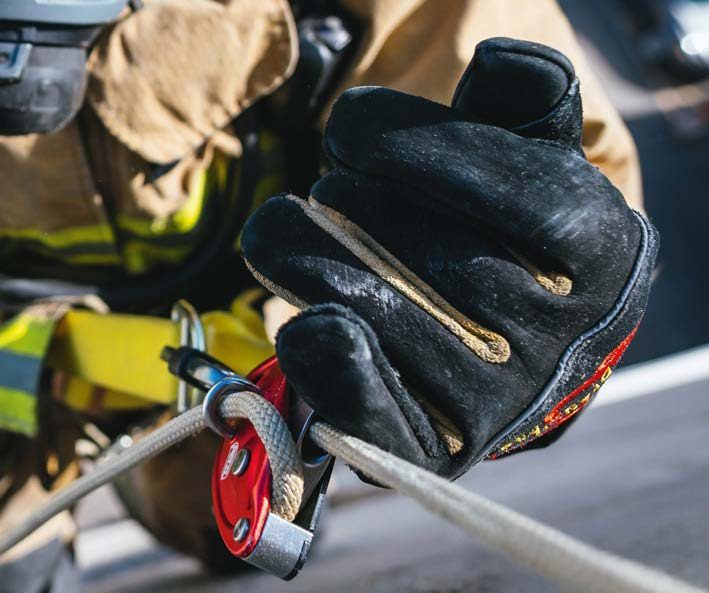 Brandweerhandschoenen en veiligheidsmateriaal Brandweerhandschoenen en veiligheidsmateriaal